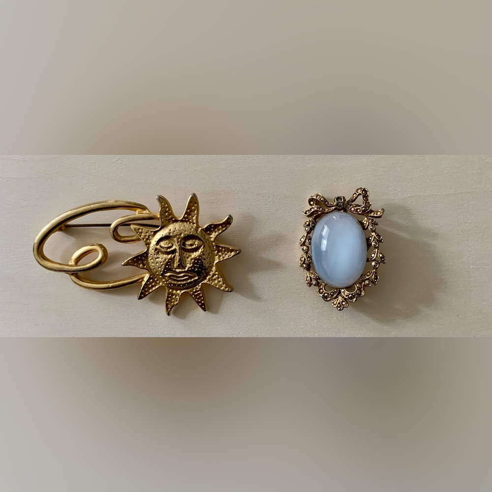 Vintage Celestial Brooch Set – Gold Sun and Moon Pins